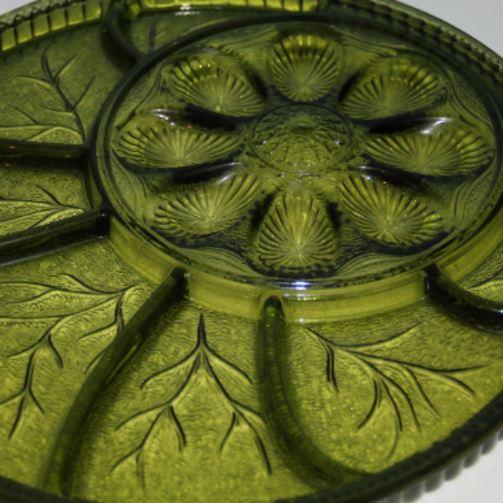 Vintage Green Pebble Pattern Divided Relish Tray